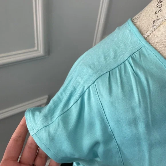 Nine West super soft viscose blue blouse shirt top - Picture 3 of 7